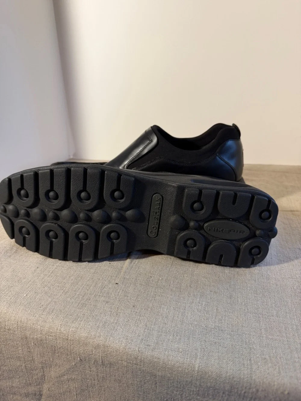 New Cole Haan Nike Air 12M Men's Black Slip-On Leather Shoes S170